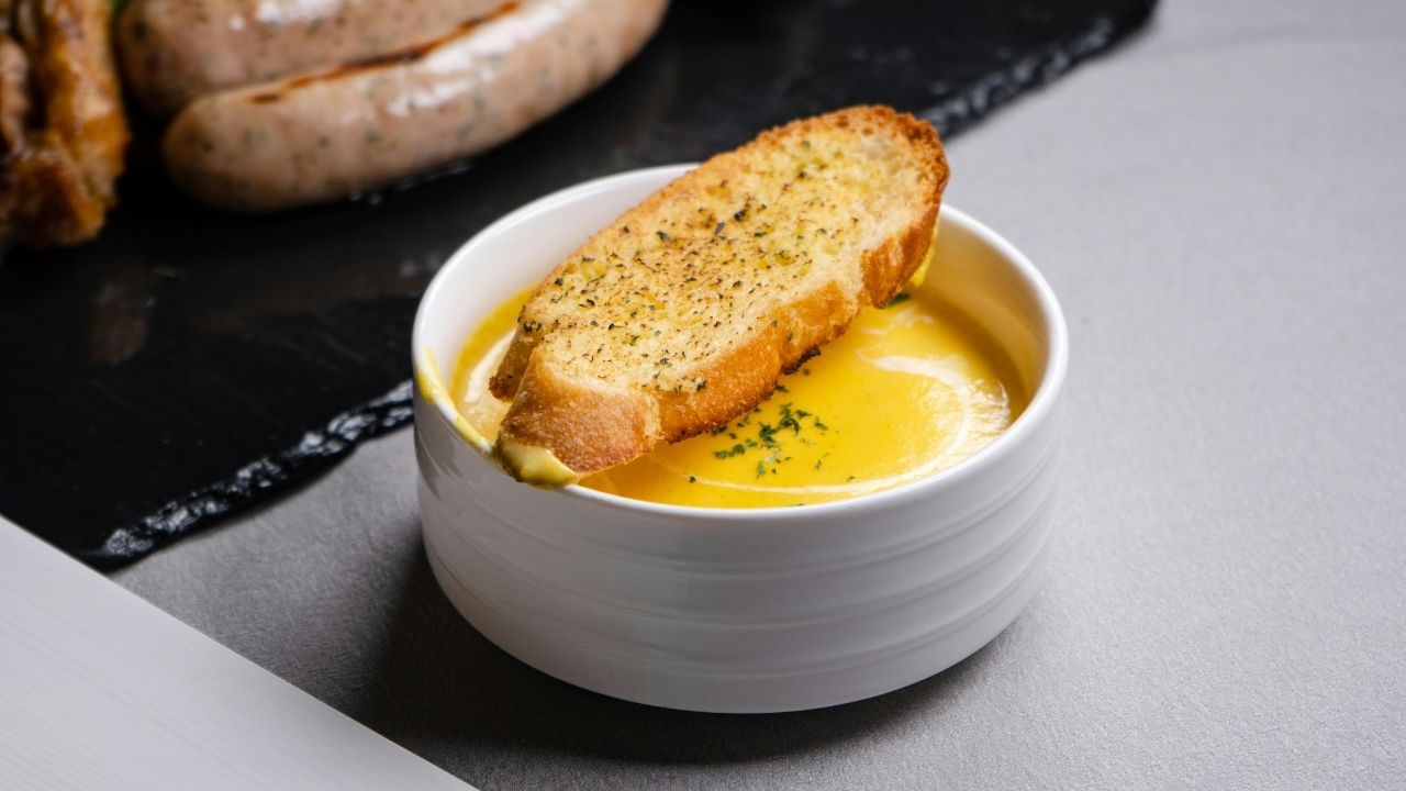 Country French Garlic Soup